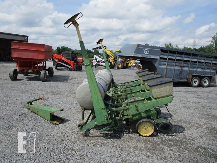 john-deere-7000-image-2
