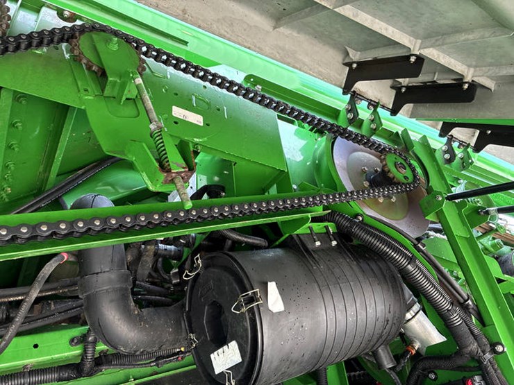 2017-john-deere-s680-image-57