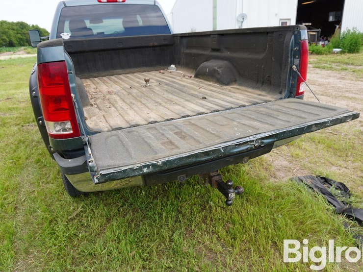 2009-gmc-sierra-2500-image-13