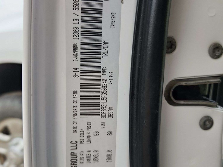 2015-ram-3500-slt-image-6