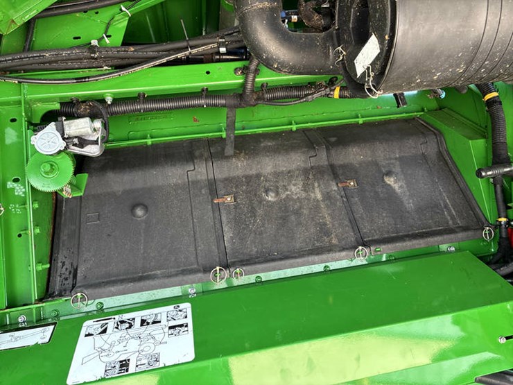 2016-john-deere-s680-image-60