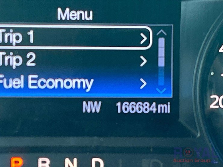 2016-ford-explorer-image-5
