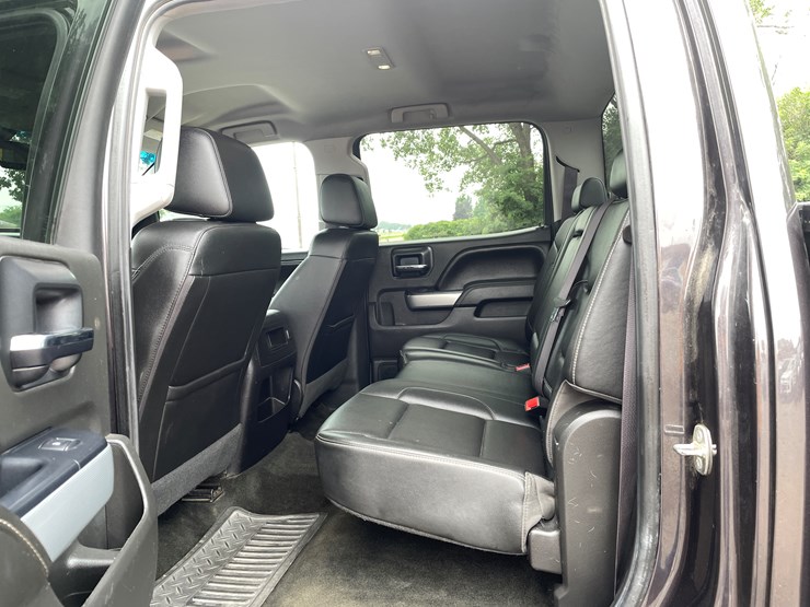 2016-chevrolet-silverado-image-58
