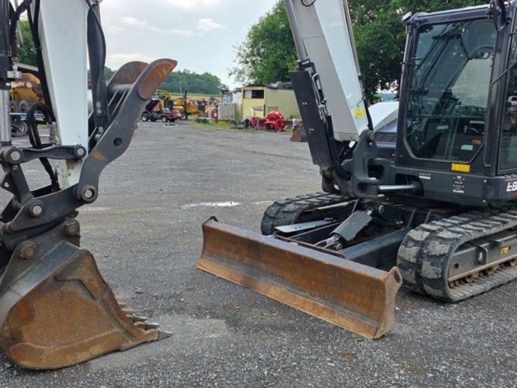 2022-bobcat-e88-image-6