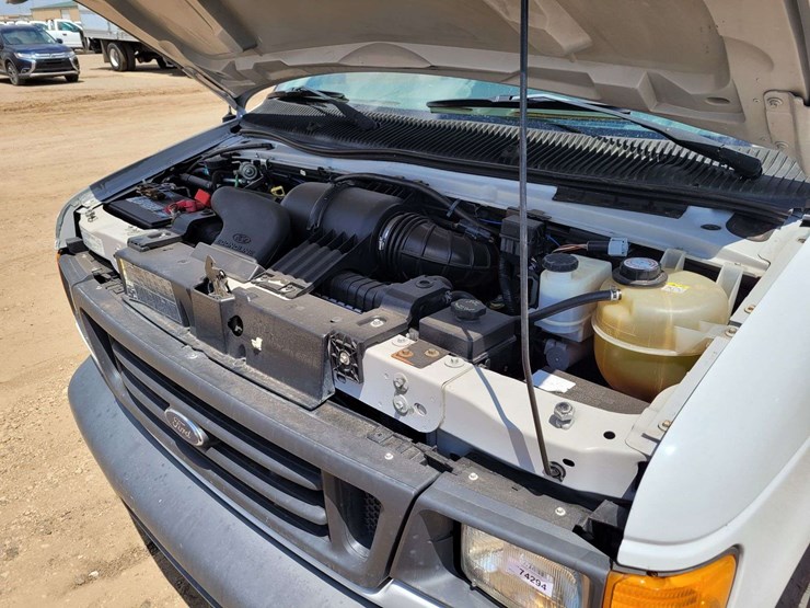 2007-ford-e250-image-15