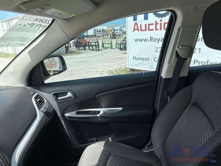2014-dodge-journey-image-18