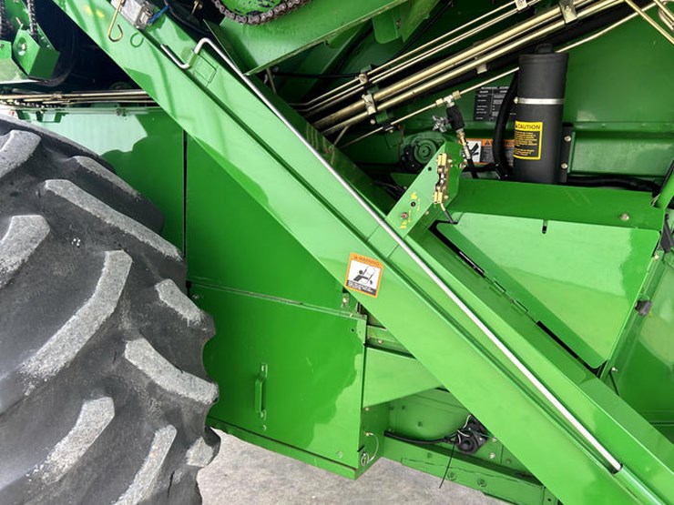 2001-john-deere-9550-image-52