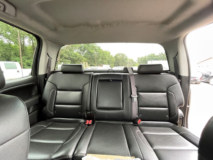 2016-chevrolet-silverado-image-56