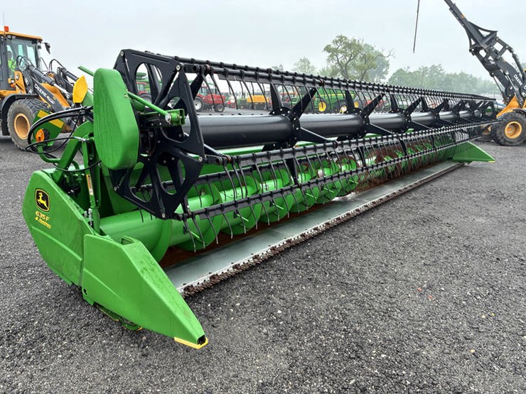 2013-john-deere-635f-image-7