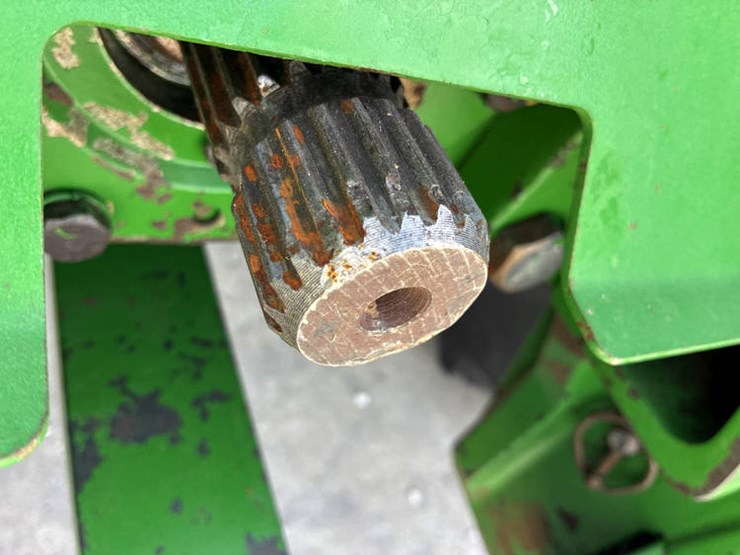 1990-john-deere-4555-image-32