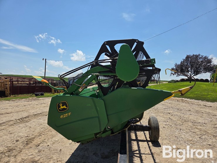 2013-john-deere-625f-image-4