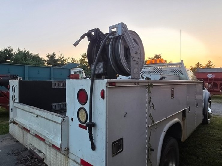 2010-ford-f550-image-20