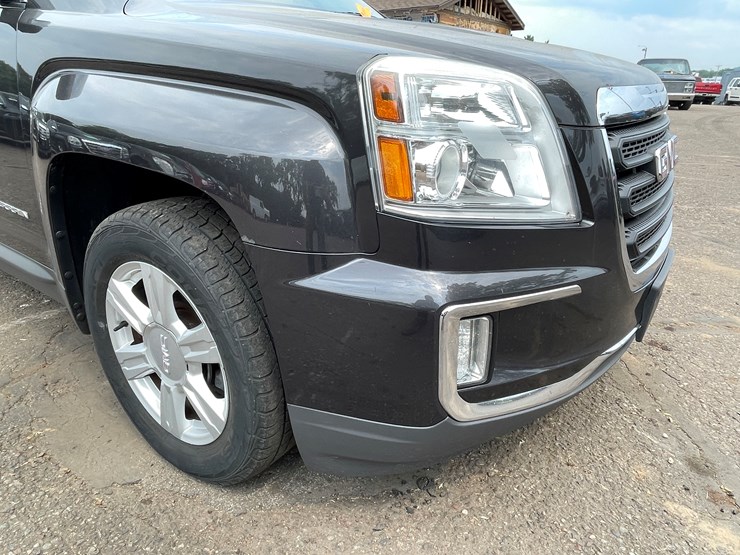 2016-gmc-terrain-sle-image-32