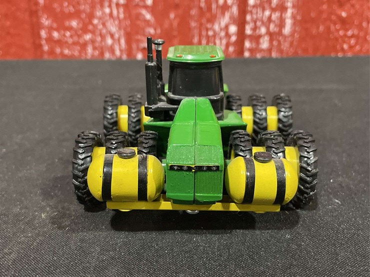 john-deere-8960-image-9