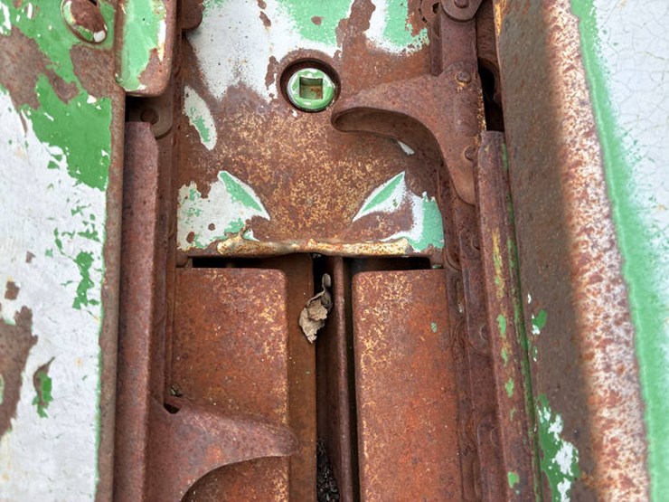 john-deere-443-image-11