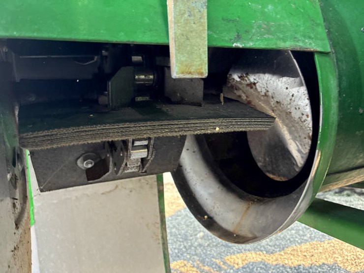 2014-john-deere-s690-image-113