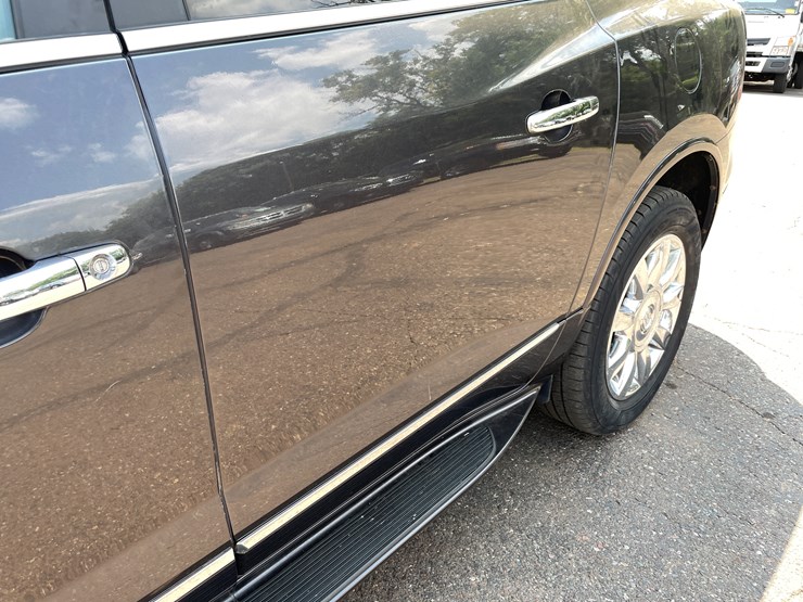 2013-buick-enclave-image-18