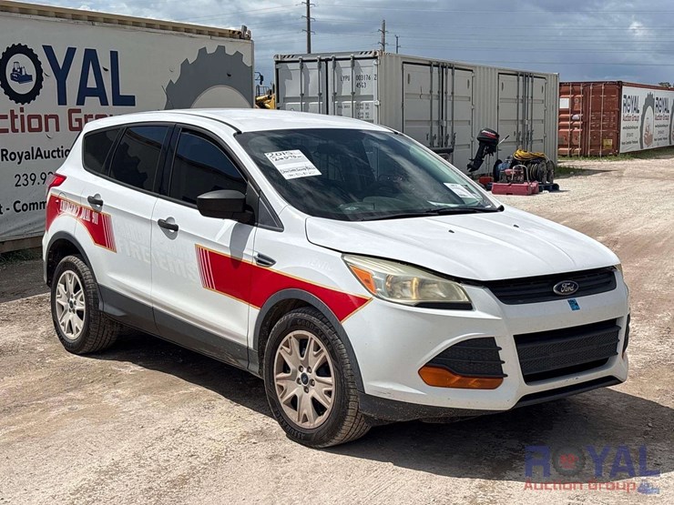 2015-ford-escape-image-2