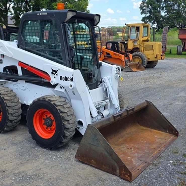 2011 BOBCAT S630