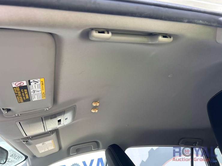 2018-toyota-rav4-image-22