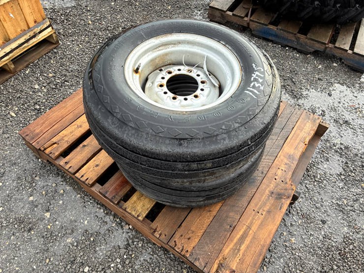 #113242-•-pair-of-9.5l14-tires-image-1