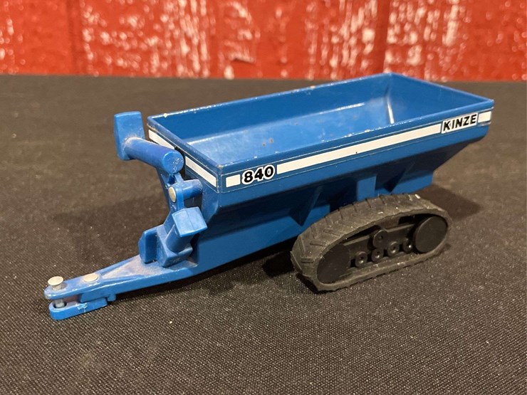 kinze-840-image-2