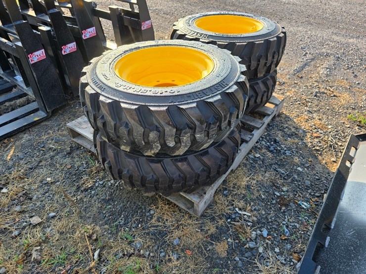 new-holland-8-image-3