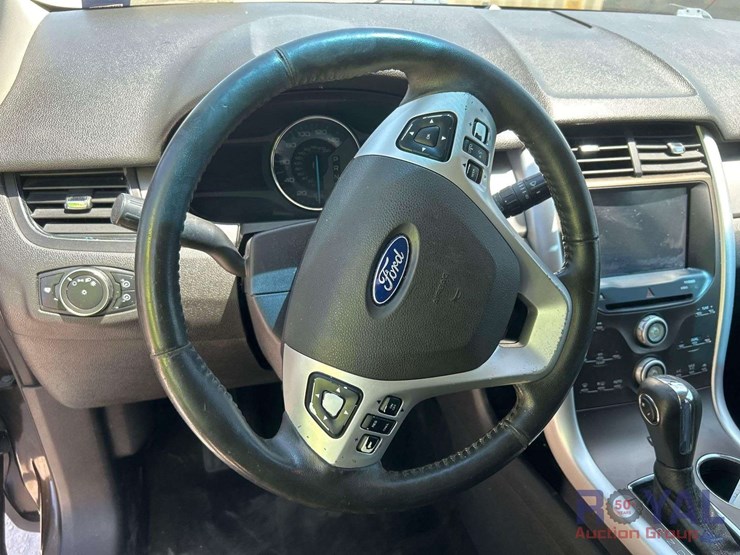 2011-ford-edge-sel-image-13