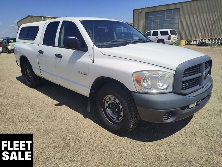 2008-dodge-ram-1500-image-2