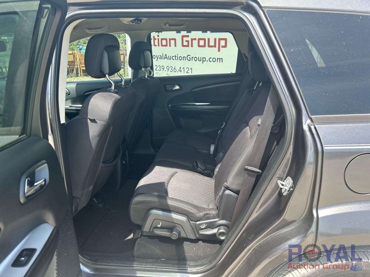 2014-dodge-journey-image-18