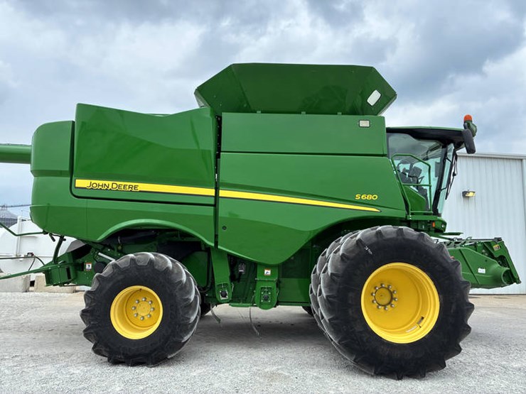 2016-john-deere-s680-image-4