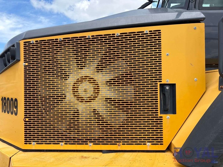 deere-410e-image-18
