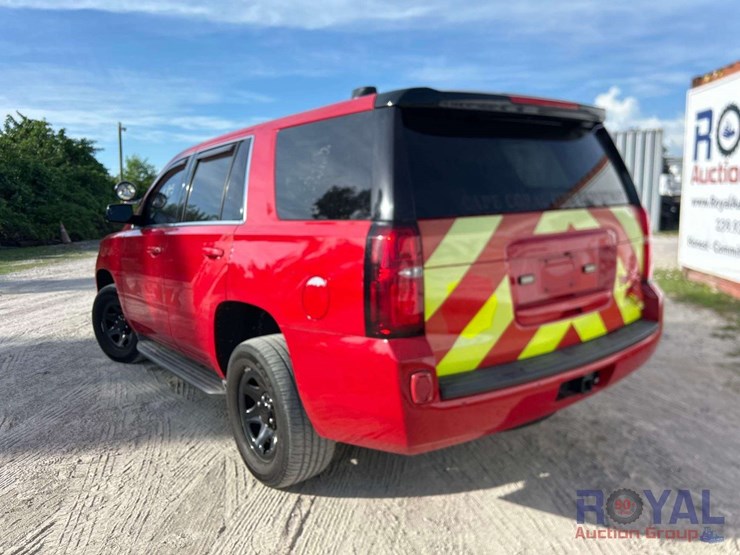 2016-chevrolet-tahoe-image-4