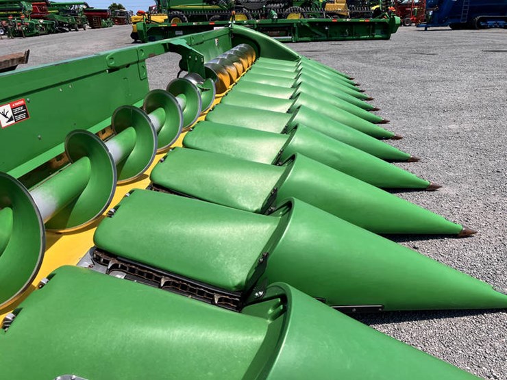 2013-john-deere-612c-image-14