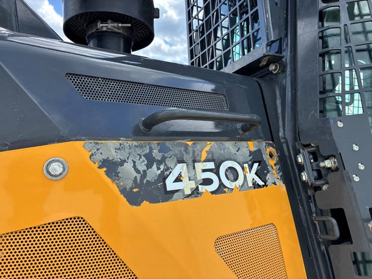 2022-john-deere-450-image-25