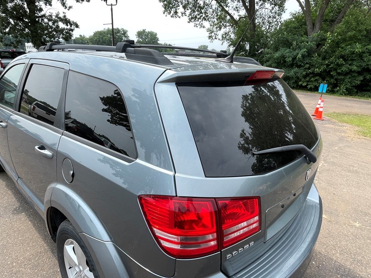 2010-dodge-journey-sxt-image-22