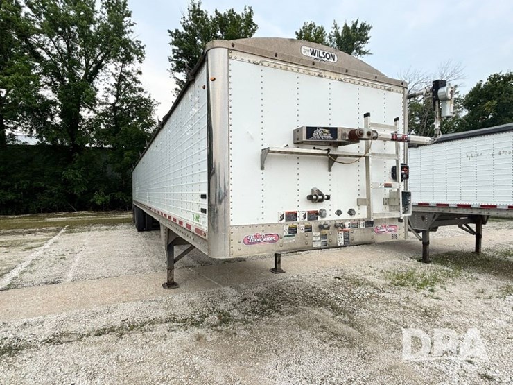 2016-wilson-grain-trailer-image-4