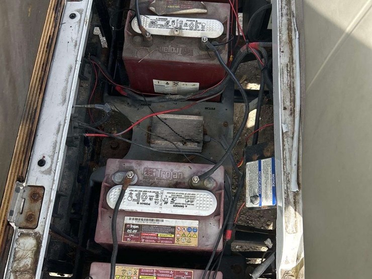 2009-yamaha-ydre-electric-cart-image-7
