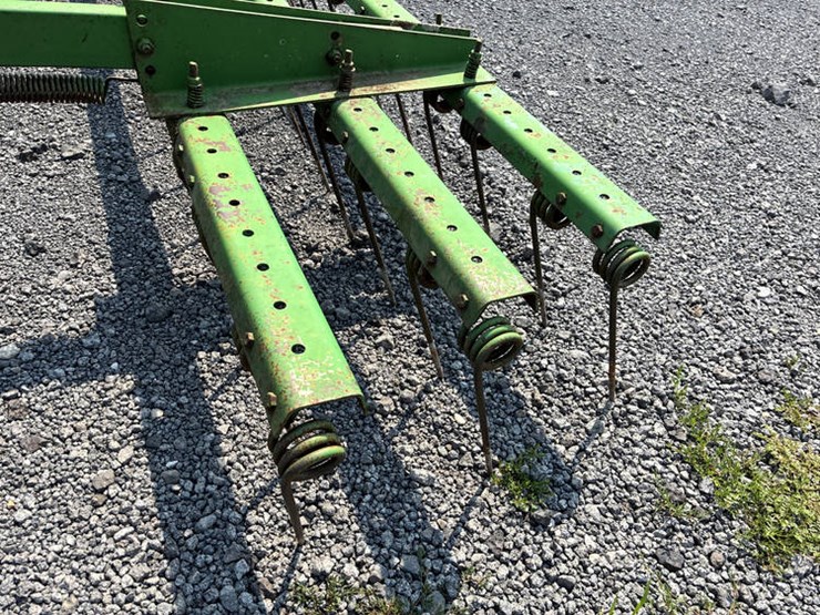 john-deere-1100-image-12