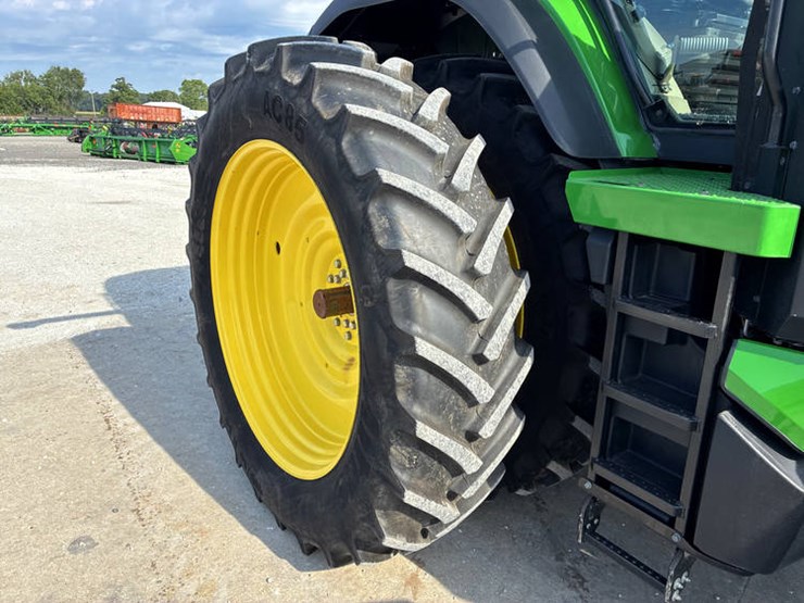 2022-john-deere-8r-310-image-60