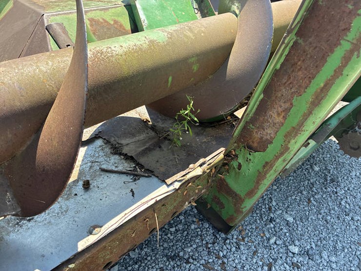 john-deere-444-image-21