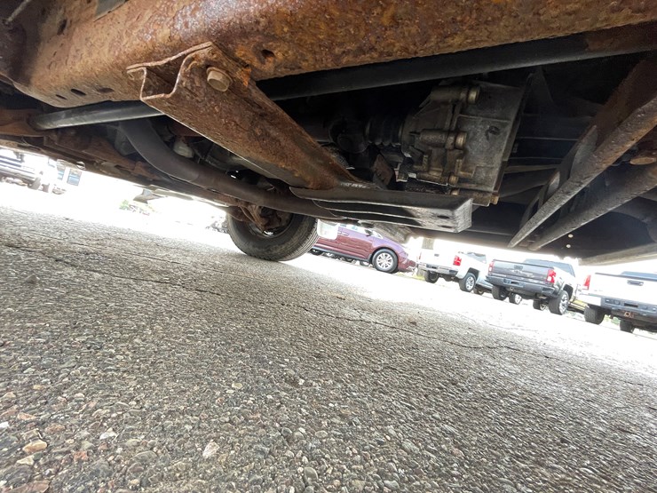 2006-chevrolet-silverado-2500-image-27