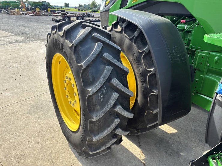 2022-john-deere-8r-310-image-48