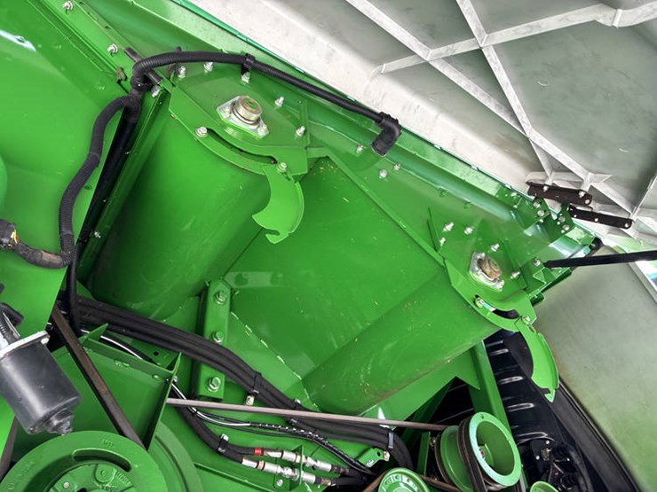 2015-john-deere-s680-image-88