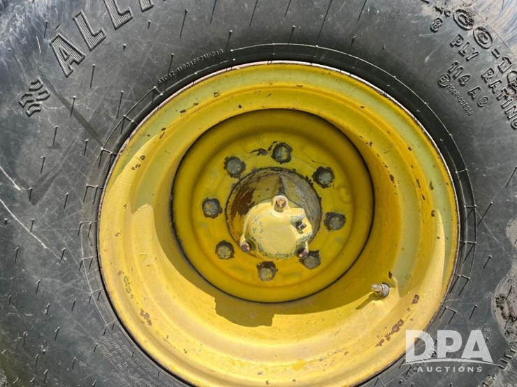 john-deere-4630-image-28