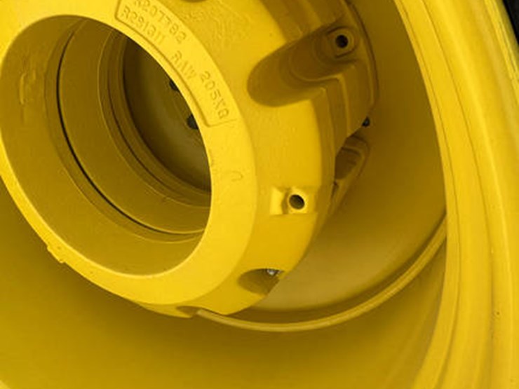 2017-john-deere-9570r-image-29