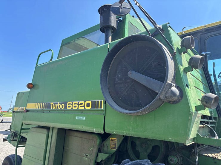 1981-john-deere-6620-image-21