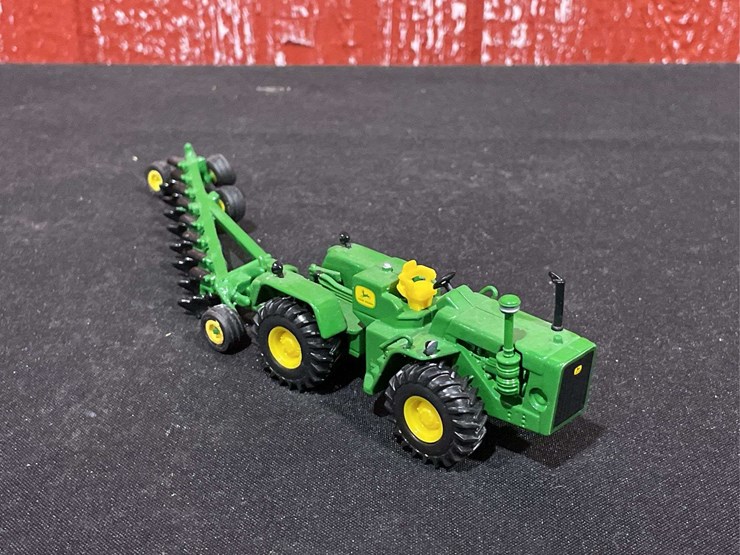 john-deere-8020-image-10