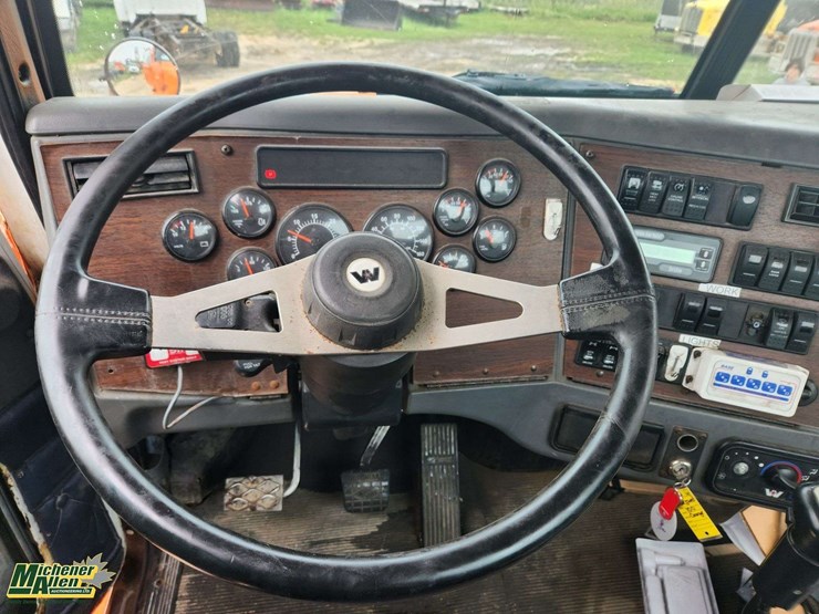 2008-western-star-4900-image-31