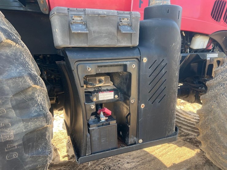 case-ih-magnum-180-image-16